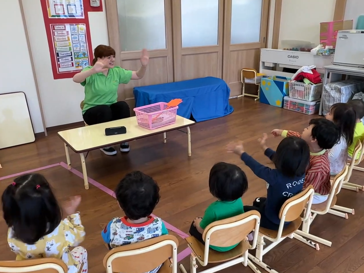 【動画あり】HOPPA世田谷経堂のEnglish time【２歳児】